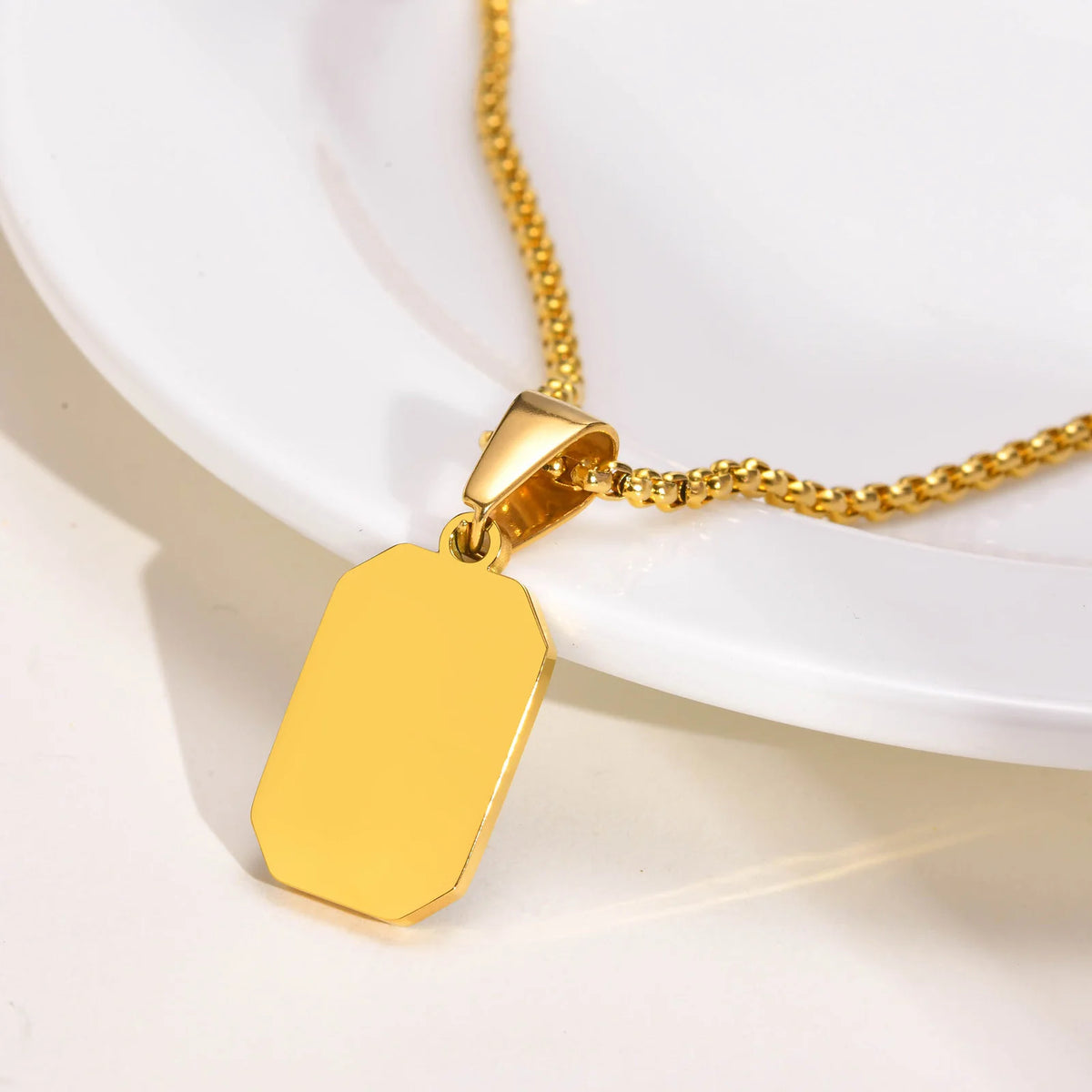 Stylish Gold Color Mens Geometric Square Necklaces,Black Enamel Rectangle Pendant with Rope Box Chain Collar Gift Jewelry - mariaestalocashop
