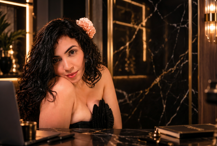 Yuli María Valencia, fundadora de Maria's Crazy House, agencia internacional de TikTok LIVE